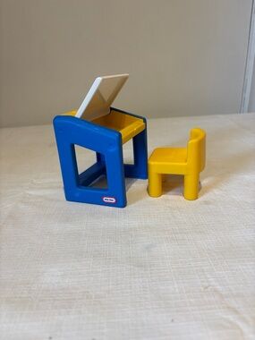 Vintage Little Tikes Dollhouse Desk & Chair